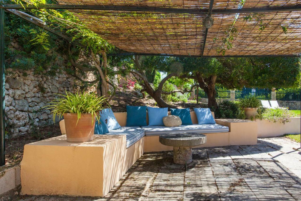 Oliver Moragues Grandhouse & Vineyard Landhaus *